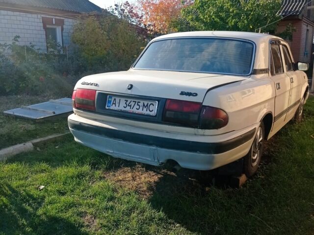 ГАЗ 3110 Волга 2002 в Белой Церкве на Automoto.ua Белый ГАЗ 3110 Волга, объемом двигателя 2.4 л и пробегом 212 тыс. км за 700 $, фото 1 на Automoto.ua