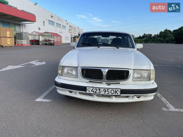 Белый ГАЗ 3110 Волга, объемом двигателя 2.4 л и пробегом 189 тыс. км за 1200 $, фото 1 на Automoto.ua