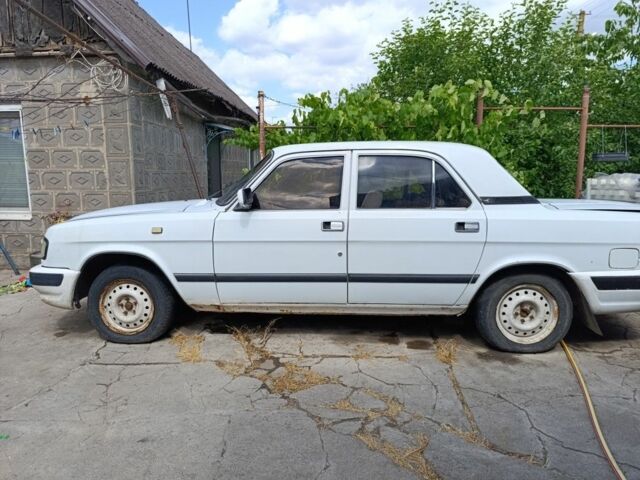 Белый ГАЗ 3110 Волга, объемом двигателя 2.3 л и пробегом 267 тыс. км за 471 $, фото 5 на Automoto.ua