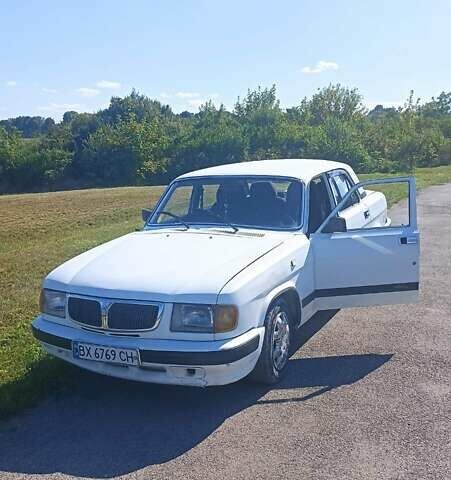ГАЗ 3110 Волга 2003 в Каменце-Подольском на Automoto.ua Белый ГАЗ 3110 Волга, объемом двигателя 2.45 л и пробегом 179 тыс. км за 1100 $, фото 7 на Automoto.ua