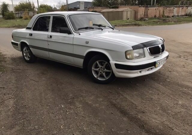 Белый ГАЗ 3110 Волга, объемом двигателя 2.4 л и пробегом 88 тыс. км за 1300 $, фото 4 на Automoto.ua