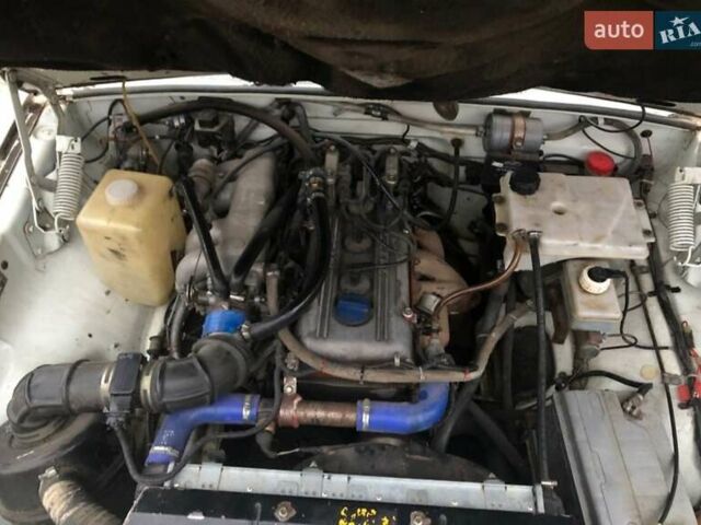 Белый ГАЗ 3110 Волга, объемом двигателя 2.3 л и пробегом 240 тыс. км за 900 $, фото 9 на Automoto.ua