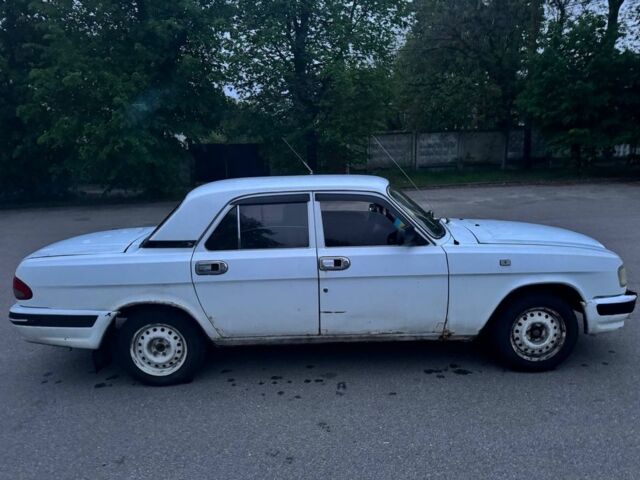 Белый ГАЗ 3110 Волга, объемом двигателя 2.4 л и пробегом 240 тыс. км за 250 $, фото 5 на Automoto.ua