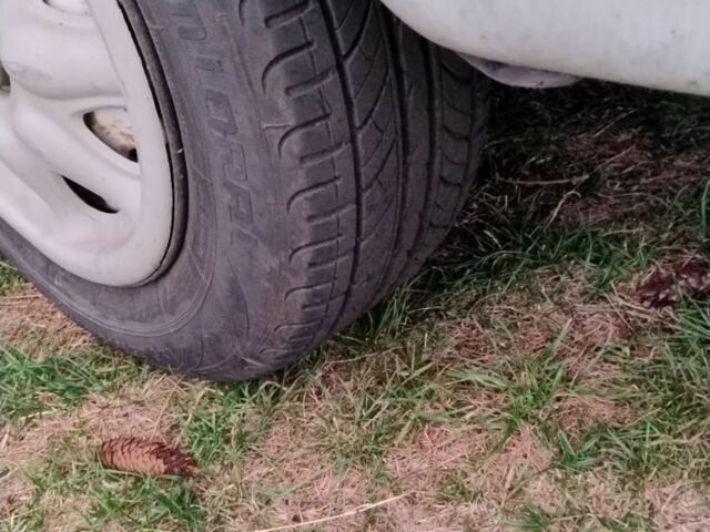 Белый ГАЗ 3110 Волга, объемом двигателя 2.4 л и пробегом 135 тыс. км за 1421 $, фото 5 на Automoto.ua