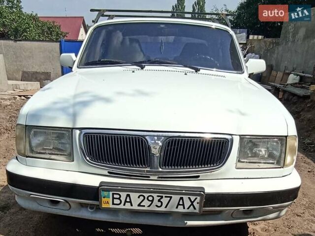 Белый ГАЗ 3110 Волга, объемом двигателя 2.3 л и пробегом 200 тыс. км за 2000 $, фото 1 на Automoto.ua