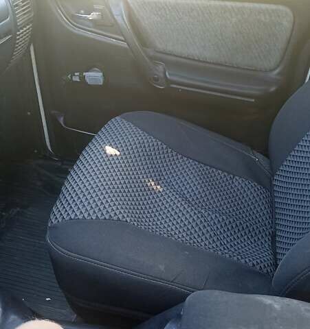 ГАЗ 3110 Волга 2003 в Каменце-Подольском на Automoto.ua Белый ГАЗ 3110 Волга, объемом двигателя 2.45 л и пробегом 179 тыс. км за 1100 $, фото 13 на Automoto.ua