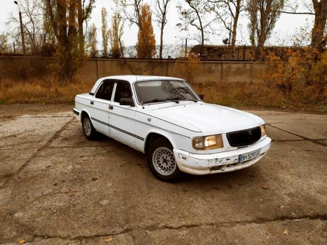 Белый ГАЗ 3110 Волга, объемом двигателя 2 л и пробегом 200 тыс. км за 1700 $, фото 8 на Automoto.ua