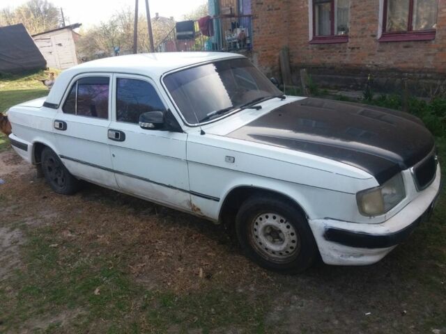 ГАЗ 3110 Волга 2003 в Житомире на Automoto.ua Белый ГАЗ 3110 Волга, объемом двигателя 2.4 л и пробегом 3 тыс. км за 600 $, фото 3 на Automoto.ua