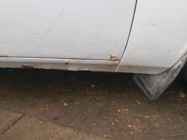 ГАЗ 3110 Волга 2003 у Івано-Франківську на Automoto.ua Білий ГАЗ 3110 Волга, об'ємом двигуна 2.4 л та пробігом 242 тис. км за 1300 $, фото 8 на Automoto.ua