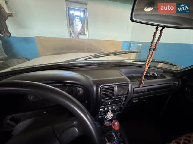 Білий ГАЗ 3110 Волга, об'ємом двигуна 2.45 л та пробігом 382 тис. км за 1000 $, фото 8 на Automoto.ua
