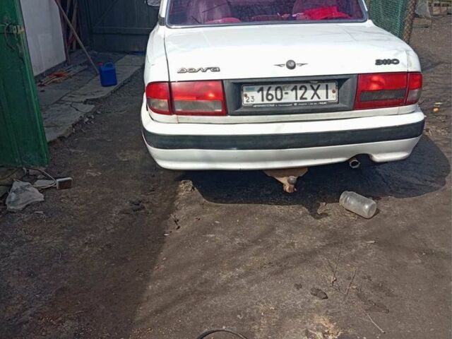 ГАЗ 3110 Волга 2003 в Житомире на Automoto.ua Белый ГАЗ 3110 Волга, объемом двигателя 2.4 л и пробегом 3 тыс. км за 600 $, фото 2 на Automoto.ua