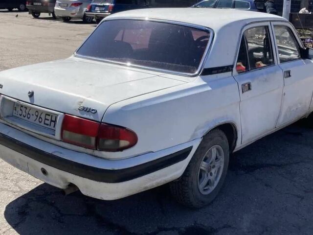 Белый ГАЗ 3110 Волга, объемом двигателя 0 л и пробегом 100 тыс. км за 750 $, фото 2 на Automoto.ua