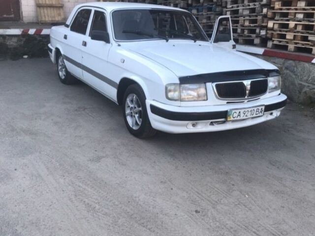 Белый ГАЗ 3110 Волга, объемом двигателя 2.4 л и пробегом 88 тыс. км за 1300 $, фото 3 на Automoto.ua
