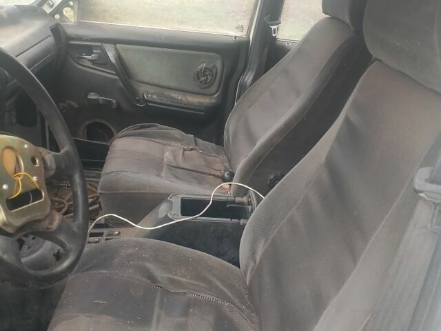 Белый ГАЗ 3110 Волга, объемом двигателя 0 л и пробегом 100 тыс. км за 142 $, фото 4 на Automoto.ua