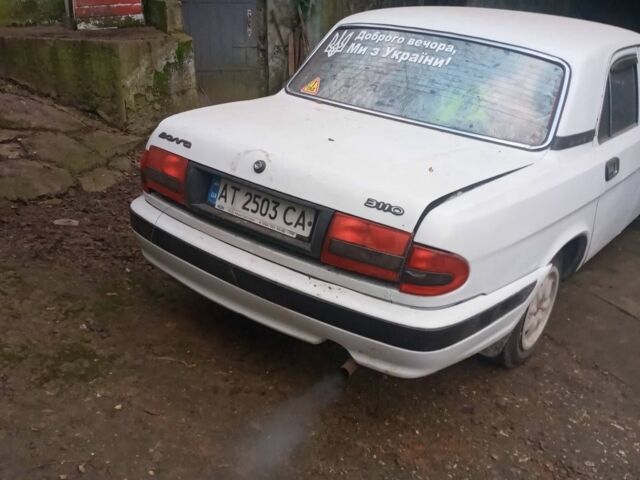 ГАЗ 3110 Волга 2003 у Івано-Франківську на Automoto.ua Білий ГАЗ 3110 Волга, об'ємом двигуна 2.4 л та пробігом 242 тис. км за 1300 $, фото 1 на Automoto.ua