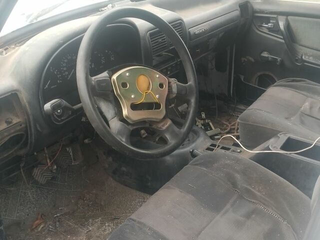 Белый ГАЗ 3110 Волга, объемом двигателя 0 л и пробегом 100 тыс. км за 142 $, фото 2 на Automoto.ua