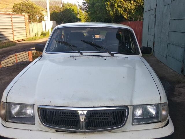 Белый ГАЗ 3110 Волга, объемом двигателя 2.4 л и пробегом 170 тыс. км за 713 $, фото 1 на Automoto.ua