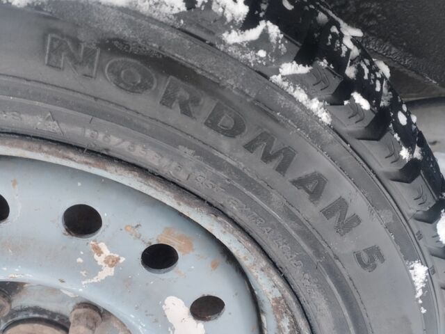 Белый ГАЗ 3110 Волга, объемом двигателя 2.5 л и пробегом 1 тыс. км за 1000 $, фото 10 на Automoto.ua