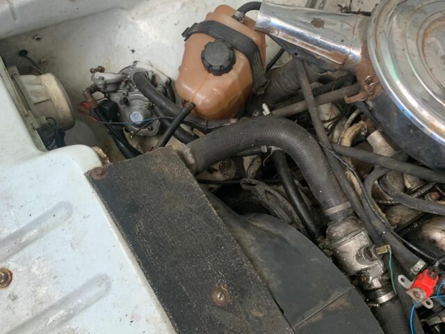 Білий ГАЗ 3110 Волга, об'ємом двигуна 2.45 л та пробігом 200 тис. км за 301 $, фото 8 на Automoto.ua