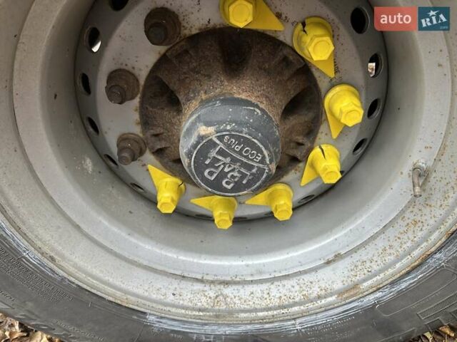 Белый ГАЗ 3110 Волга, объемом двигателя 2.45 л и пробегом 666 тыс. км за 13700 $, фото 14 на Automoto.ua