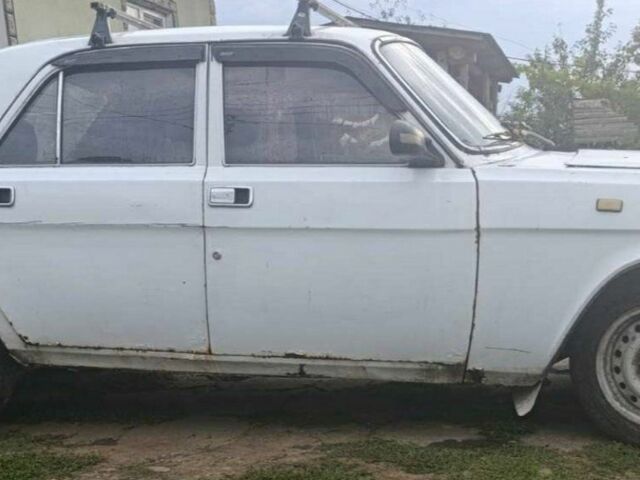 Белый ГАЗ 3110 Волга, объемом двигателя 0 л и пробегом 300 тыс. км за 650 $, фото 4 на Automoto.ua