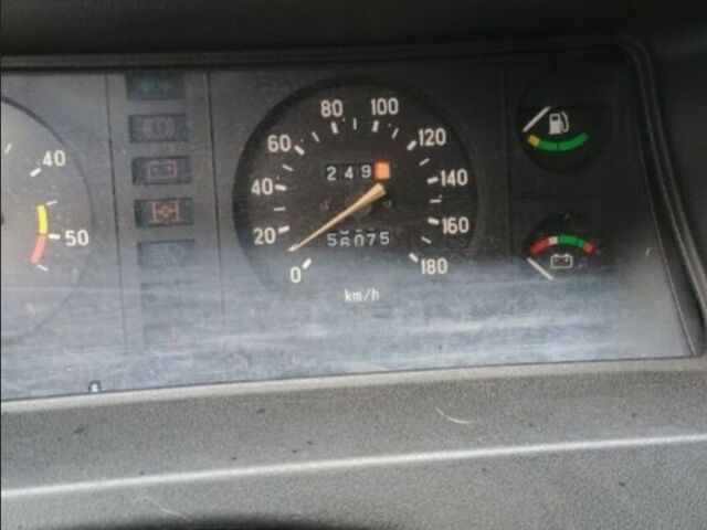 Бежевий ГАЗ 3110 Волга, об'ємом двигуна 2.4 л та пробігом 56 тис. км за 1999 $, фото 3 на Automoto.ua