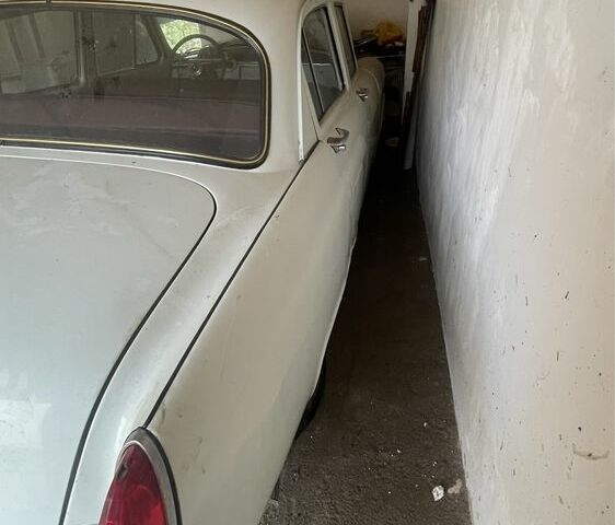 Бежевий ГАЗ 3110 Волга, об'ємом двигуна 2.45 л та пробігом 100 тис. км за 4000 $, фото 8 на Automoto.ua