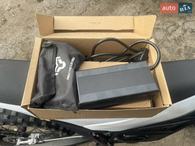 Чорний ГАЗ 3110 Волга, об'ємом двигуна 2.45 л та пробігом 1 тис. км за 4800 $, фото 9 на Automoto.ua