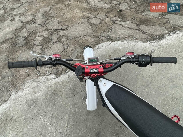 Чорний ГАЗ 3110 Волга, об'ємом двигуна 2.45 л та пробігом 1 тис. км за 4800 $, фото 7 на Automoto.ua