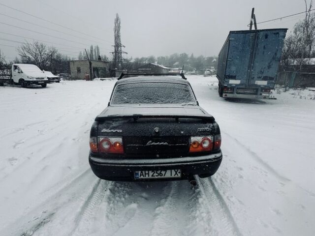 Черный ГАЗ 3110 Волга, объемом двигателя 2.4 л и пробегом 200 тыс. км за 760 $, фото 3 на Automoto.ua