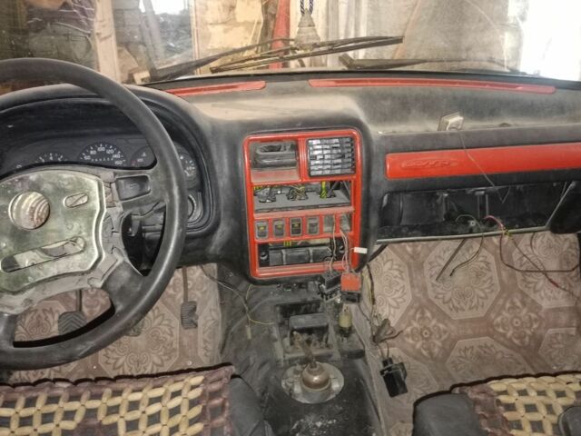 Черный ГАЗ 3110 Волга, объемом двигателя 0 л и пробегом 10 тыс. км за 550 $, фото 6 на Automoto.ua