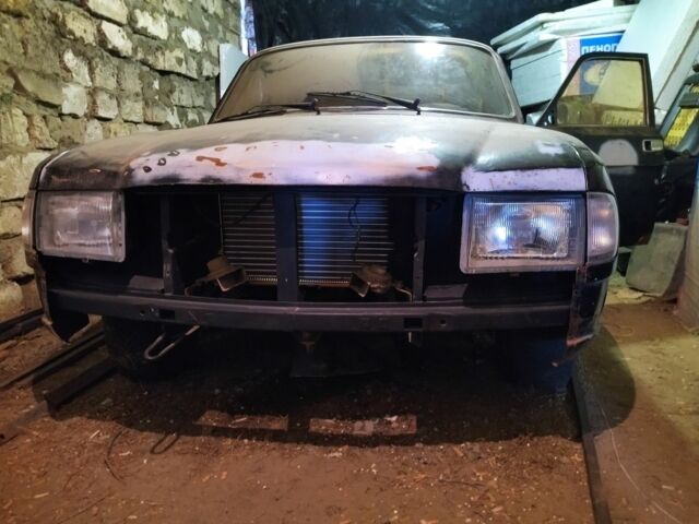 Черный ГАЗ 3110 Волга, объемом двигателя 0 л и пробегом 10 тыс. км за 550 $, фото 2 на Automoto.ua