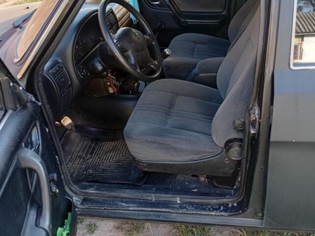 Черный ГАЗ 3110 Волга, объемом двигателя 0 л и пробегом 150 тыс. км за 1000 $, фото 7 на Automoto.ua