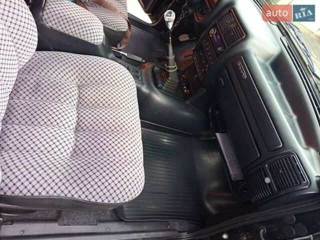 Черный ГАЗ 3110 Волга, объемом двигателя 2.4 л и пробегом 27 тыс. км за 3519 $, фото 3 на Automoto.ua