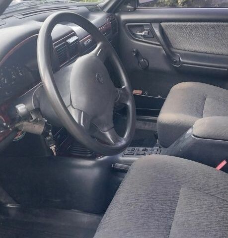 Чорний ГАЗ 3110 Волга, об'ємом двигуна 2.4 л та пробігом 106 тис. км за 1782 $, фото 3 на Automoto.ua