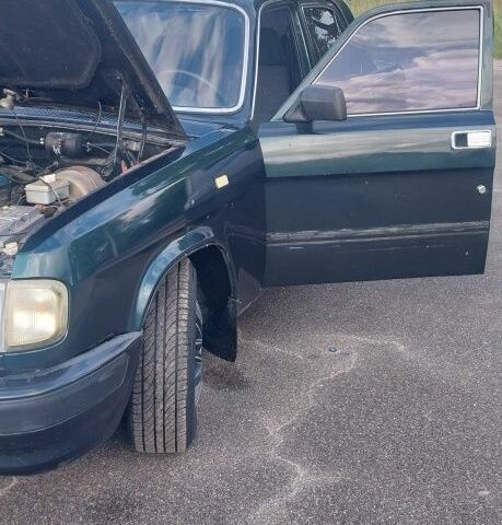 Чорний ГАЗ 3110 Волга, об'ємом двигуна 2.4 л та пробігом 105 тис. км за 1800 $, фото 4 на Automoto.ua