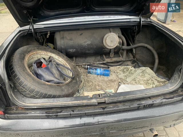 Черный ГАЗ 3110 Волга, объемом двигателя 2.29 л и пробегом 150 тыс. км за 2100 $, фото 9 на Automoto.ua