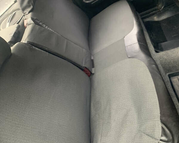 Черный ГАЗ 3110 Волга, объемом двигателя 2.29 л и пробегом 150 тыс. км за 2100 $, фото 7 на Automoto.ua