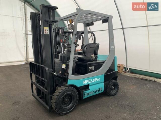 Черный ГАЗ 3110 Волга, объемом двигателя 1.5 л и пробегом 0 тыс. км за 14900 $, фото 3 на Automoto.ua