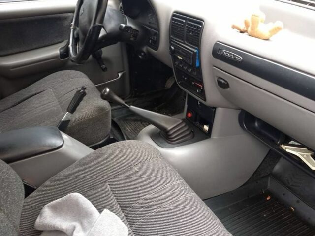 Фиолетовый ГАЗ 3110 Волга, объемом двигателя 0 л и пробегом 2 тыс. км за 1300 $, фото 2 на Automoto.ua