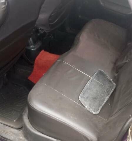 Фиолетовый ГАЗ 3110 Волга, объемом двигателя 2.5 л и пробегом 200 тыс. км за 1300 $, фото 7 на Automoto.ua