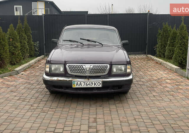 Фиолетовый ГАЗ 3110 Волга, объемом двигателя 2.5 л и пробегом 268 тыс. км за 950 $, фото 2 на Automoto.ua