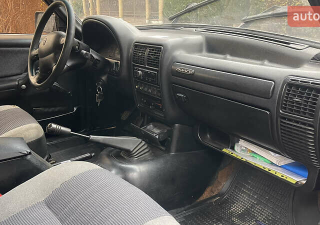 Фиолетовый ГАЗ 3110 Волга, объемом двигателя 2.5 л и пробегом 268 тыс. км за 950 $, фото 12 на Automoto.ua