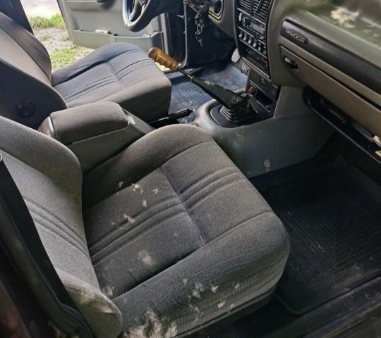 Коричневый ГАЗ 3110 Волга, объемом двигателя 2.3 л и пробегом 280 тыс. км за 800 $, фото 3 на Automoto.ua