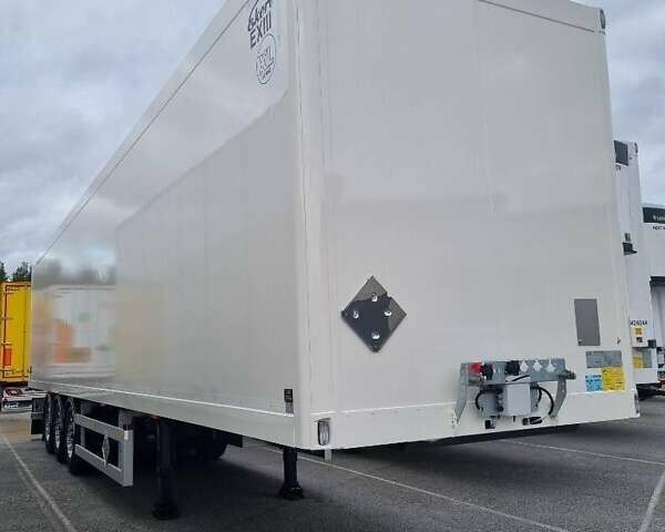 ГАЗ 3110 Волга, объемом двигателя 2.45 л и пробегом 1 тыс. км за 165007 $, фото 1 на Automoto.ua
