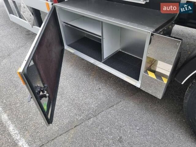 ГАЗ 3110 Волга, объемом двигателя 2.45 л и пробегом 1 тыс. км за 165007 $, фото 4 на Automoto.ua