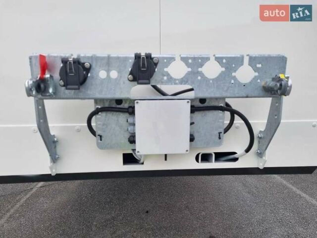 ГАЗ 3110 Волга, объемом двигателя 2.45 л и пробегом 1 тыс. км за 165007 $, фото 11 на Automoto.ua