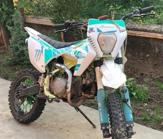 ГАЗ 3110 Волга, объемом двигателя 0.13 л и пробегом 0 тыс. км за 500 $, фото 2 на Automoto.ua