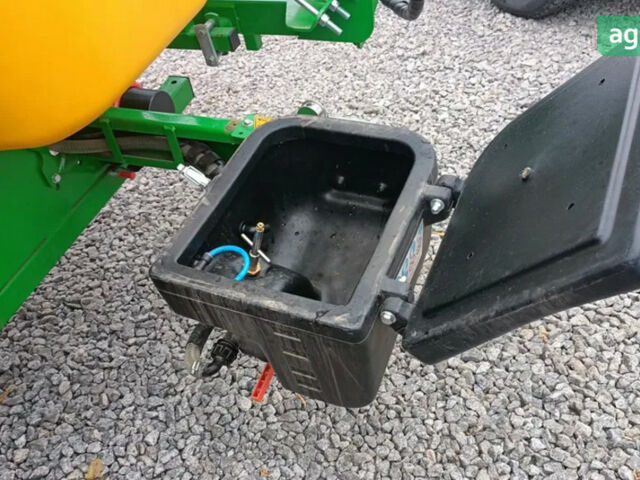 ГАЗ 3110 Волга, об'ємом двигуна 2.45 л та пробігом 0 тис. км за 8188 $, фото 6 на Automoto.ua