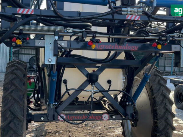 ГАЗ 3110 Волга, об'ємом двигуна 2.45 л та пробігом 0 тис. км за 13270 $, фото 11 на Automoto.ua